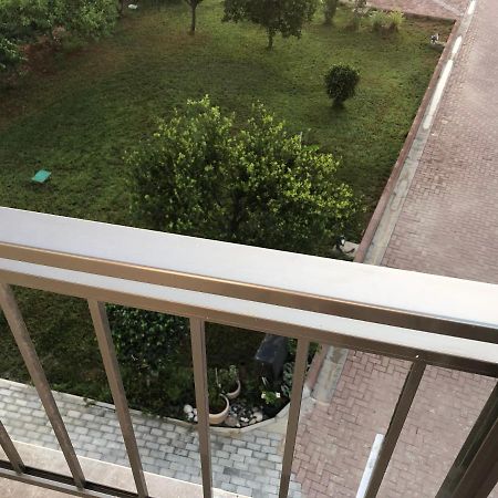 Deniz Airport Suites Нікосія Екстер'єр фото