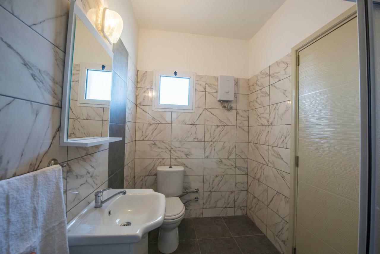 Deniz Airport Suites Нікосія Екстер'єр фото