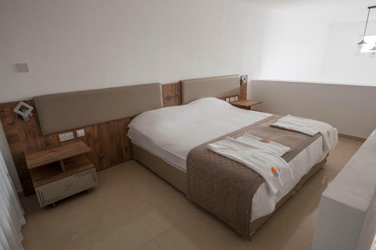 Deniz Airport Suites Нікосія Екстер'єр фото